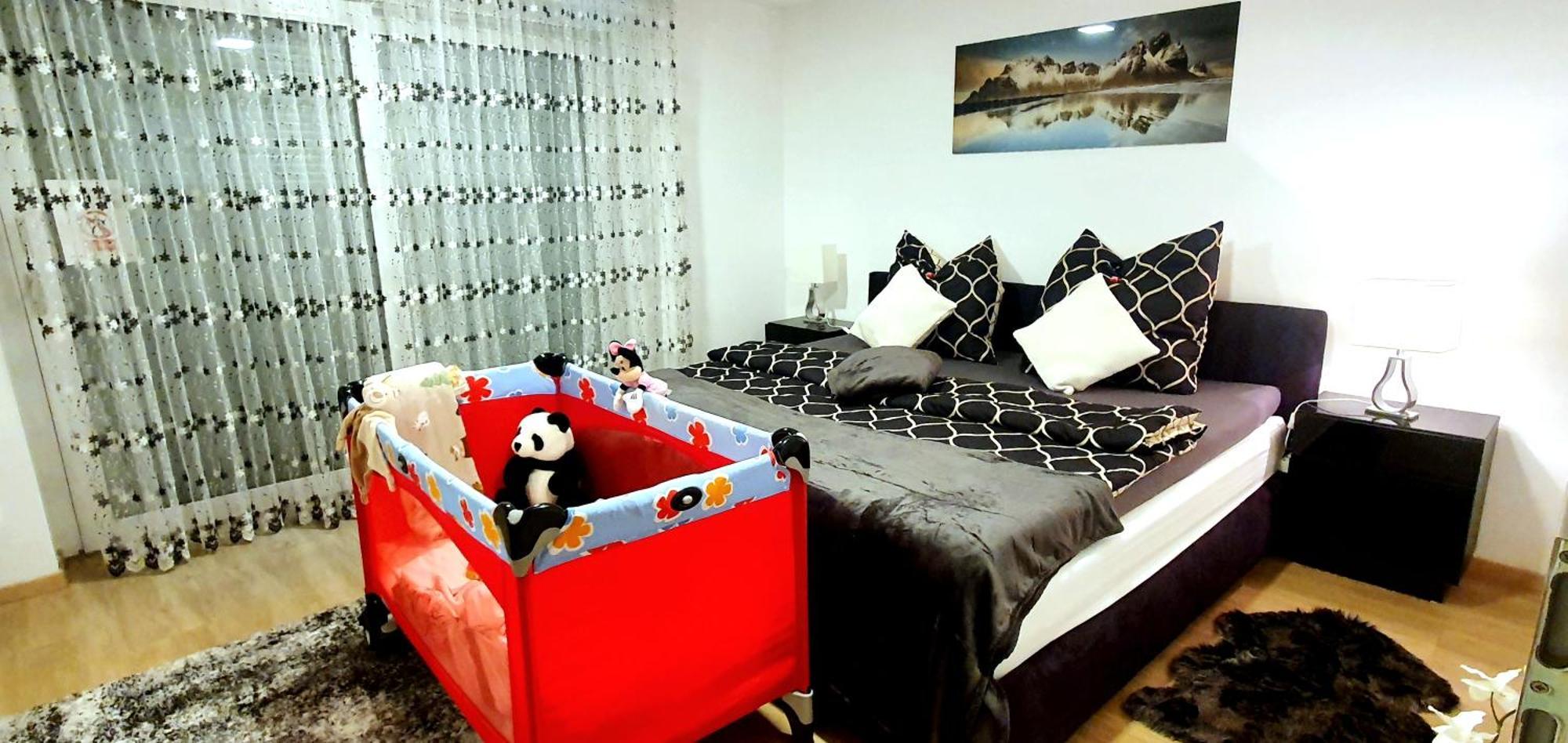 3-Zimmer- Wohnung In Traun, Naehe Linz Und Wels Cameră foto